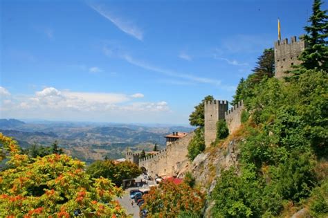 Mountain In Emilia Romagna - Hiking In Emilia Romagna, Walking In ...