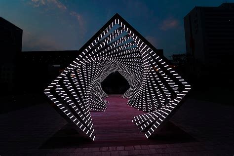 Accumulation: Dramatic LED Light Tunnel by Yang Minha | Daily design inspiration for creatives ...