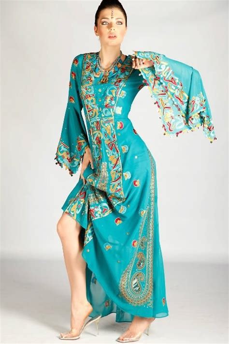 1000+ images about Iraqi fashion on Pinterest | Folklore, Baghdad and Caftans