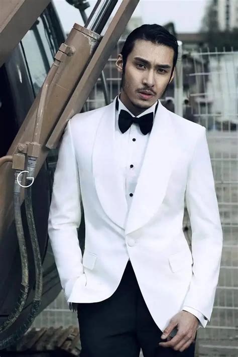 High Quality White Mens Suits Groom Tuxedos Groomsmen Wedding Party ...