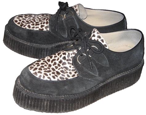 File:Creepers shoes White.jpg - Wikipedia, the free encyclopedia