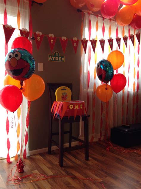 Pin by Ariel ️ on Elmo birthday Party | Elmo birthday party, Elmo birthday, Birthday party balloon