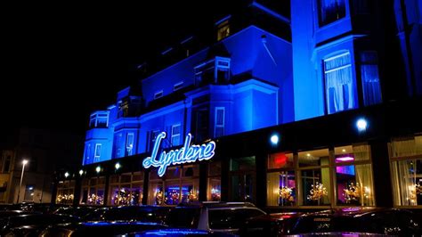 LYNDENE HOTEL • BLACKPOOL • 3⋆ UNITED KINGDOM • RATES FROM £109