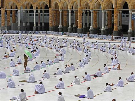 In Pictures: Friday prayers held in Grand Mosque in Mecca, Saudi Arabia with social distancing ...