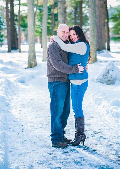 Winter engagement session at the Saratoga Springs State Park in ...