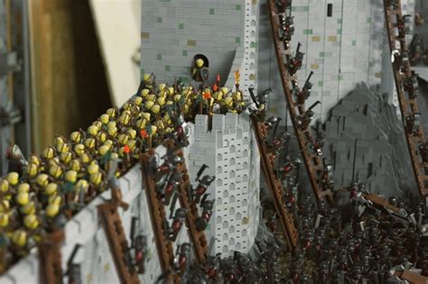 Massive Lego Helm's Deep awes (pictures) - CNET