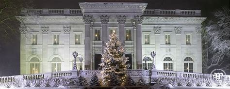 Christmas at the Newport Mansions - The History List