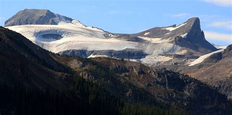 Odd looking mountains on the way to Bow Falls in Banff Nat… | Flickr