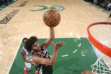 Andre Jackson Jr.’s ‘big-time plays’ help Bucks secure win over ...