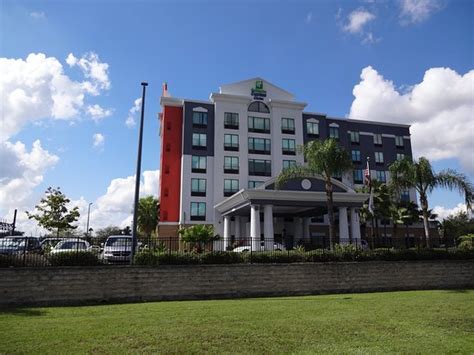 HOLIDAY INN EXPRESS HOTEL & SUITES ORLANDO - INTERNATIONAL DRIVE - Updated 2020 Prices, Reviews ...