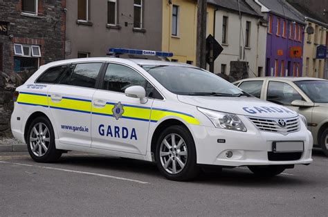 An Garda Siochana Irish Police Force Toyota Avenis Estate … | Flickr