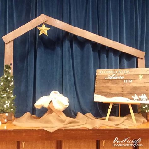 DIY: Build a Wood Manger for a Nativity Prop | Diy nativity, Church ...