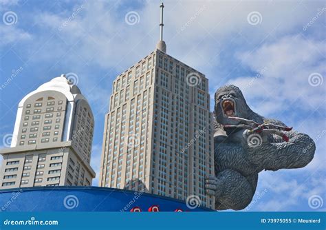 Giant King Kong on Empire State Building Editorial Image - Image of ...