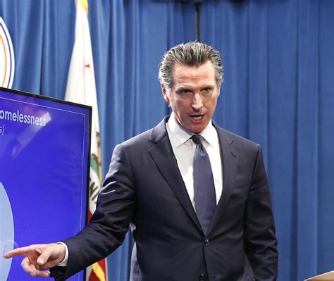 Newsom announces framework for lifting some coronavirus restrictions ...