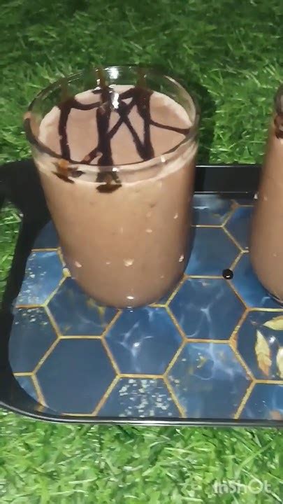 Chocolate Khajur Milkshake #ytshorts #chocolatedessert #summerdrink #youtubeshorts - YouTube