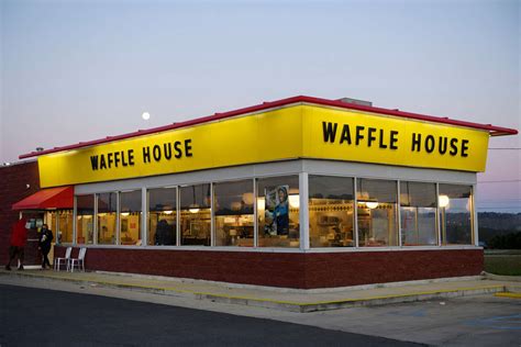 Waffle House Closes 35 Locations in Florida amid Hurricane Ian