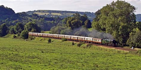 The British Pullman - Rail Tours | Great Rail Journeys