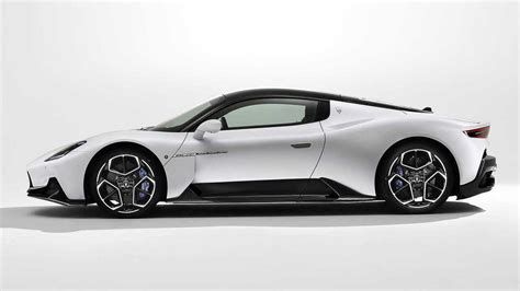 Maserati MC20 Sports Car Revealed With 621 HP And An EV Option