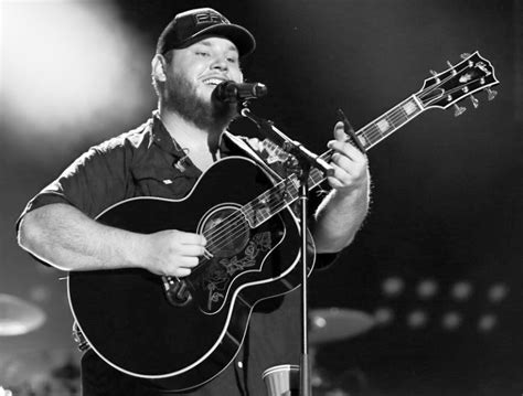 Luke Combs Guitar Chords & Lyrics | ChordsBase