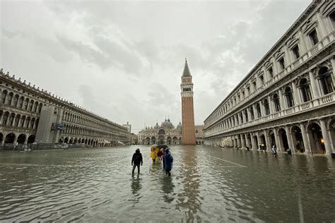 Venice mayor closes St. Mark's Square after second catastrophic floods