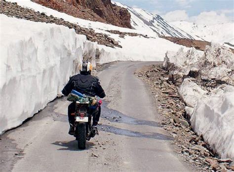 manali-leh bike ride