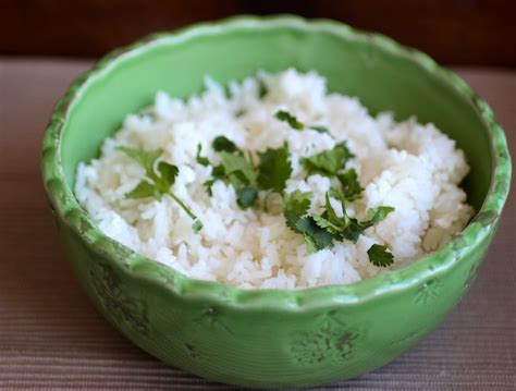 Arroz con Coco Blanco (Coconut Rice) - My Colombian Recipes