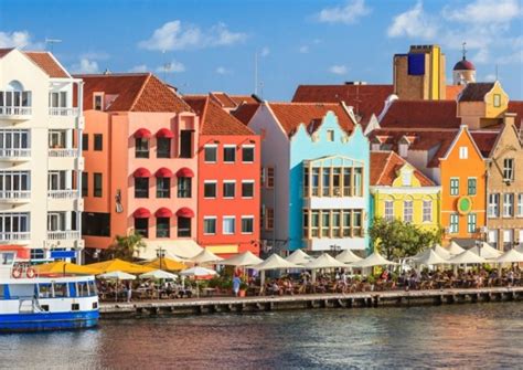 How to Soak Up Curacao's Vibrant Arts & Culture Scene | ShermansTravel