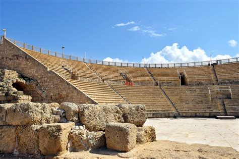 Caesarea-Amphitheatre | IsramIsrael