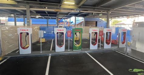 Tesla celebrates major Supercharger milestone in Australia - My Car Com Cy