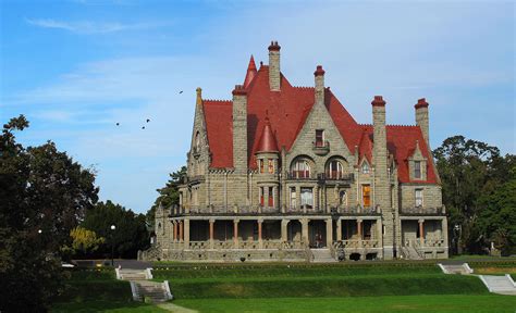 Craigdarroch Castle - National Trust for Canada