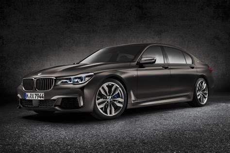 BMW 7-Series M760Li xDrive revealed - Throttle Blips