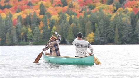 Many people canoeing on the Lake image - Free stock photo - Public ...