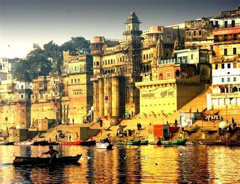 Varanasi - The most ancient city in India - OYO Blog