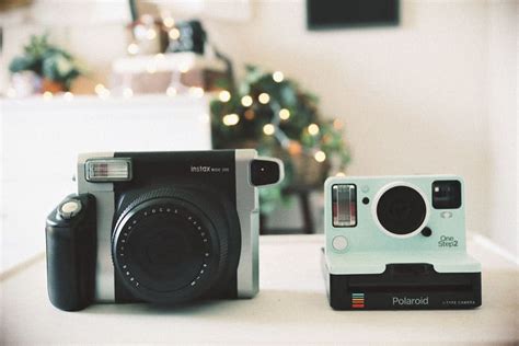 Polaroid OneStep 2 vs Fujifilm Instax Wide 300 » Shoot It With Film