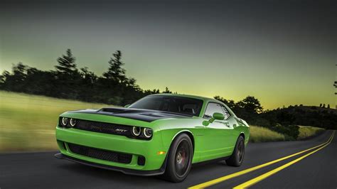 2016 Dodge Charger & Challenger SRT Hellcat announced