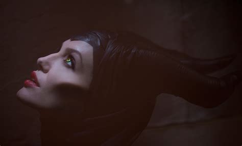 Angelina Jolie Maleficent |Teaser Trailer