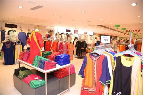 Aditya Birla Fashion and Retail plans for 500 new stores by 2021 - SignNews