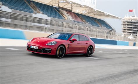 2019 Porsche Panamera GTS - A Sharper Luxury Four-Door