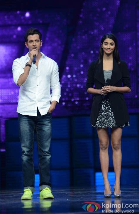 Pics: Hrithik Roshan & Pooja Hegde Promote Mohenjo Daro On Dance + - Koimoi