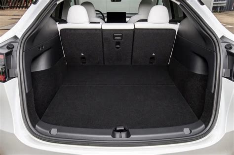 Model Y Trunk Dimensions: Maximizing Storage Space for Tesla