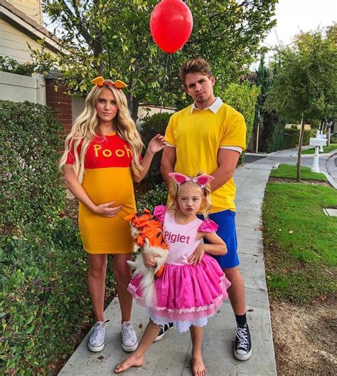 Winnie the Pooh family halloween costumes #adorable #halloween #pooh #piglet | Daughter ...