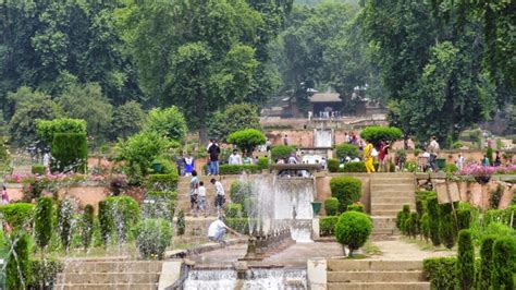 Shalimar Gardens - Srinagar | Shalimar Gardens Photos, Sightseeing -NativePlanet