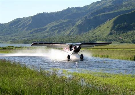 Husky AC180....nice bush plane! I want one ;) | Bush plane, Flying boat ...