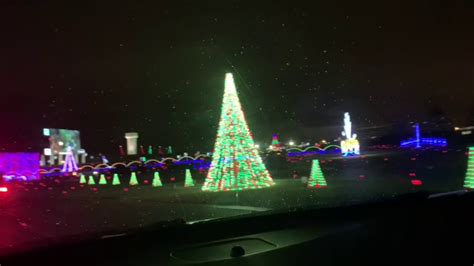 Speedway Christmas Light Show | Lowes Motor Speedway | NASCAR Race ...