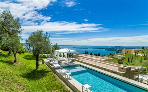 Italian lakes: lake Garda Luxury Villas & Vacation Rentals | Home In Italy