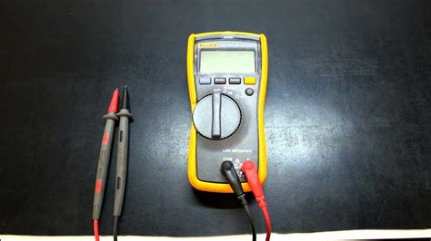 Episode 43 Fluke 113 Multimeter REVIEW - YouTube