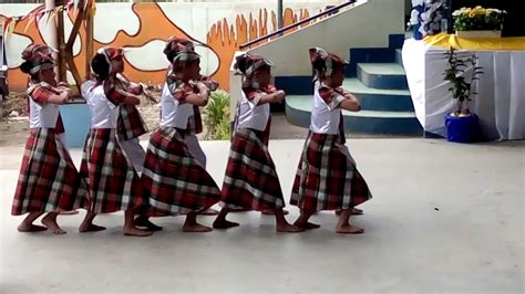 Itik itik folkdance - YouTube