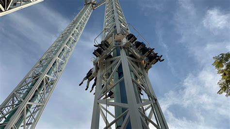 Supreme Scream at Knotts Berry Farm