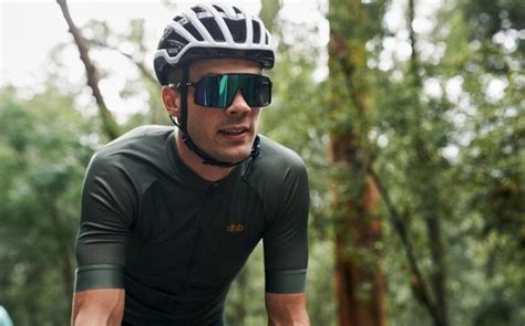 The Best Cycling Sunglasses Brands to Buy in 2023 | Available Online