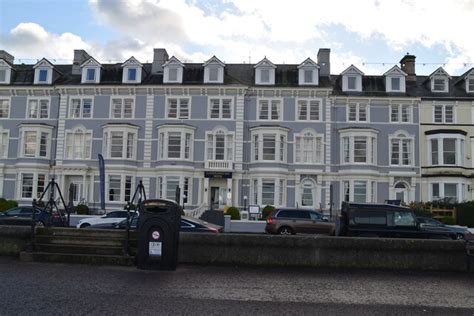 Llandudno Bay Hotel © N Chadwick cc-by-sa/2.0 :: Geograph Britain and Ireland